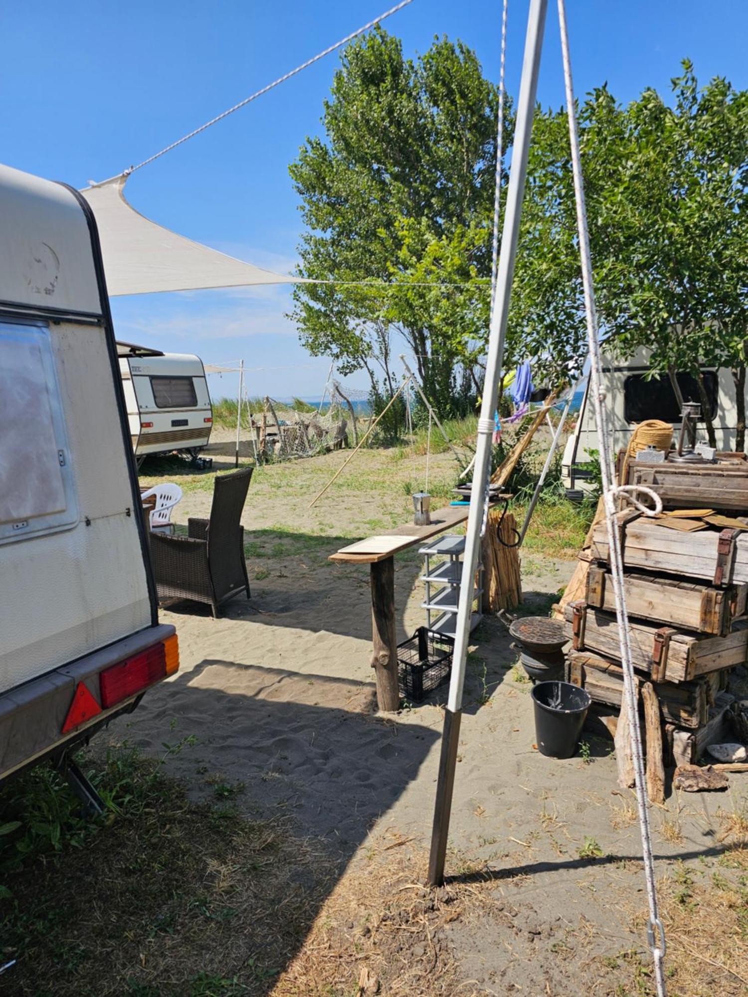 Beachfront Caravans เชอร์โนโมเรทส์ ภายนอก รูปภาพ